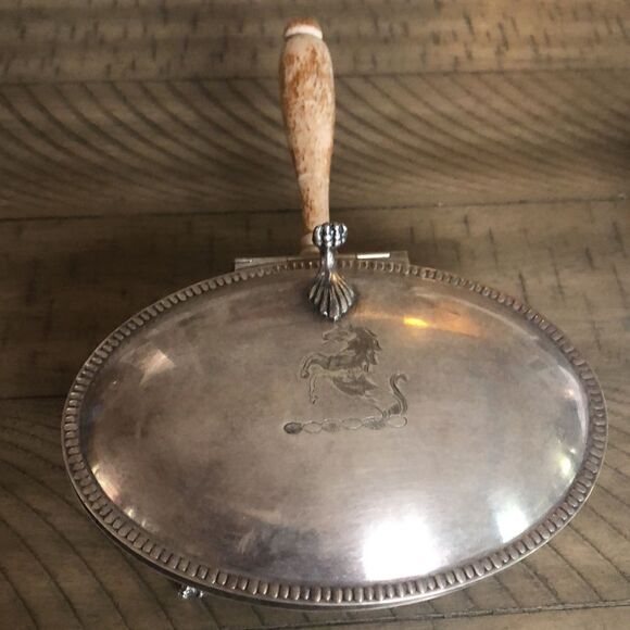 Vintage Sheffield Lion 🦁 Horse 🐴 Silver Plated Silent Butler working condition - Picture 16 of 16